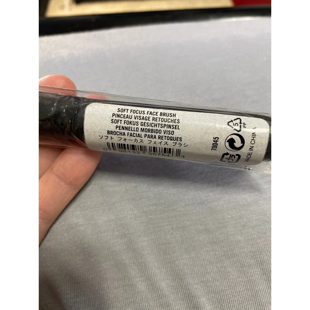 BareMinerals Soft Focus‎ Face Brush BARE ESCENTUALS
